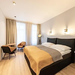 https://hotel-san-marco-abri.praguehotelsweb.com