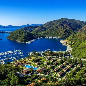 https://rixos-premium-gocek-suites-villas.aegeanhotels.net