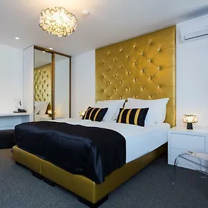 B Gold Luxury Bed & Breakfast Split