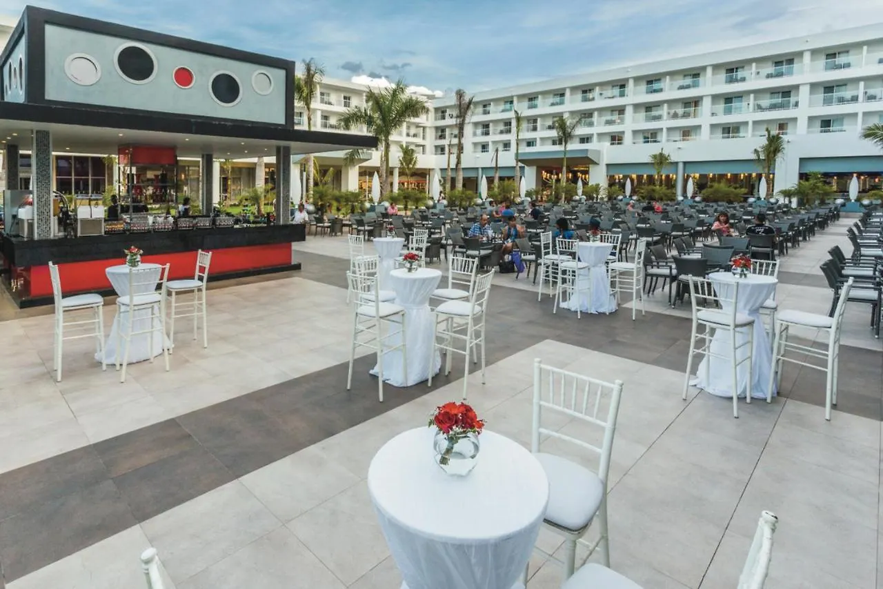 Resort Riu Republica (Adults Only) Otel Punta Cana
